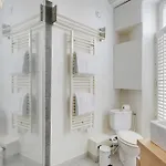 Spacious Apartment 2Br 4P - Republique