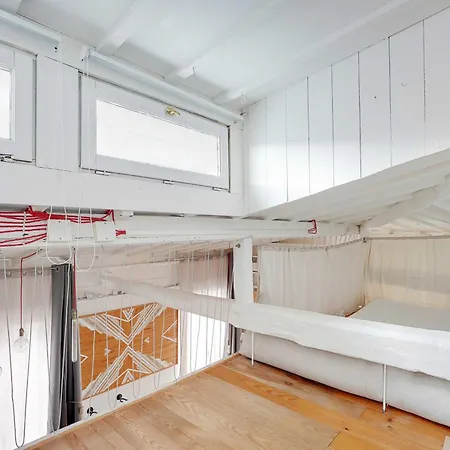 Apartment Spacious 2br 4p - Republique *