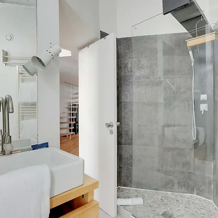 Spacious 2br 4p - Republique * Paris